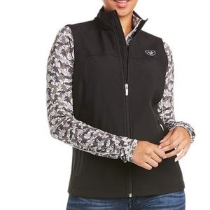 Ariat women’s black vest